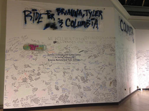 Columbia Mall has set up a memory wall to honor those killed in the shooting at Zumiez.