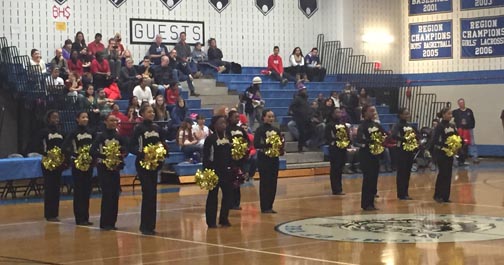 Poms Brings Spirit to Final Competition